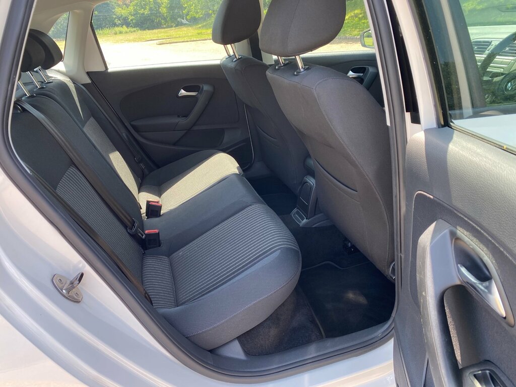 Volkswagen Polo Polo Se Tsi Silver #26