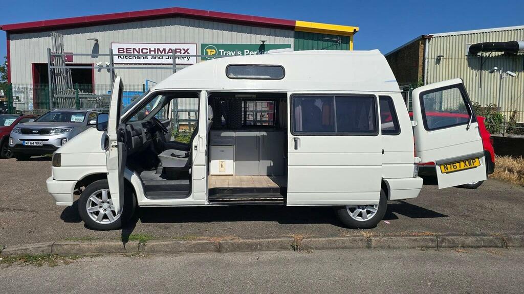 Volkswagen Caravelle Motorhome Transporter Caravelle 1995N White #4