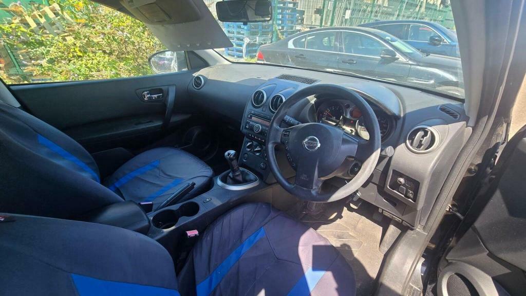 Nissan Qashqai 1.6 Visia Grey #10