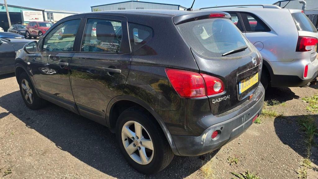 Nissan Qashqai 1.6 Visia Grey #11