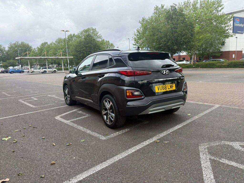 Hyundai Kona 1.0 T-gdi Blue Drive Premium Se Euro 6 Ss Black #2