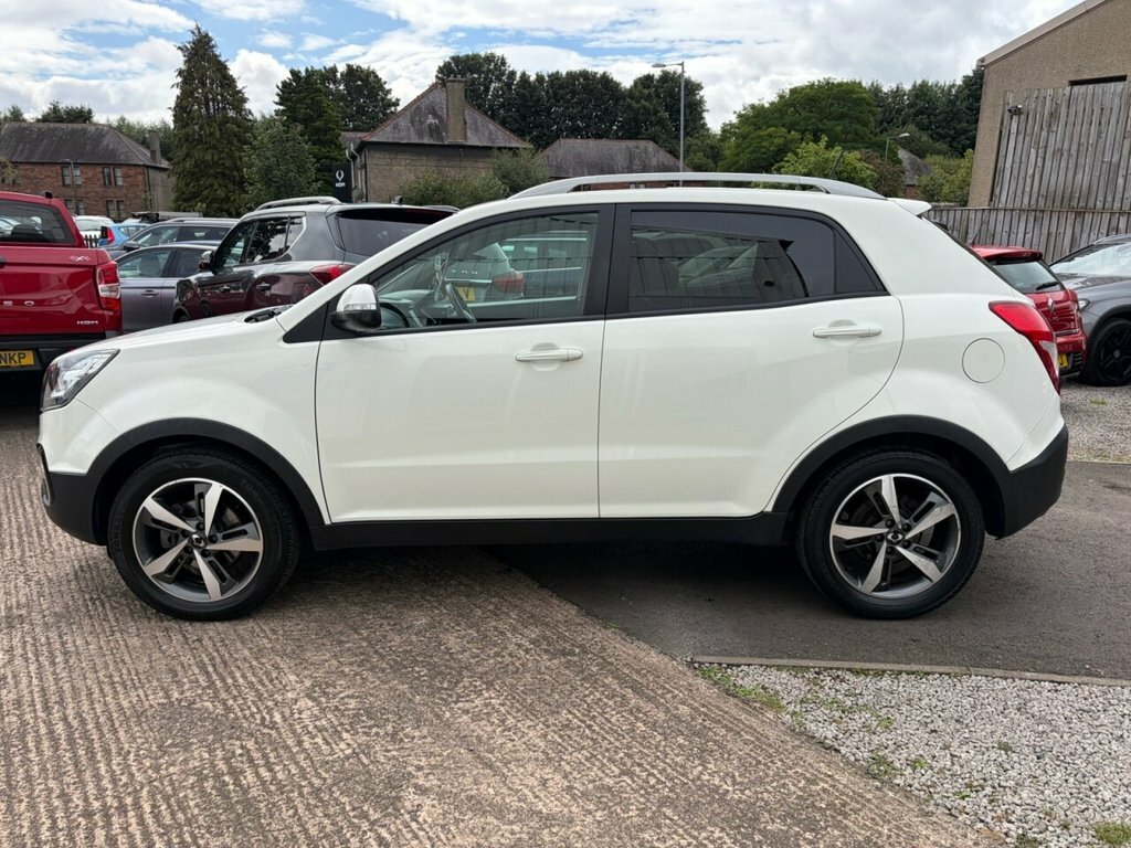 SsangYong Korando 2L Ultimate White #5