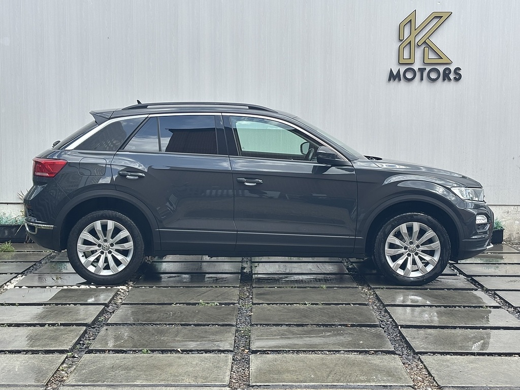 Volkswagen T-Roc 1.5 Tsi Evo Se Grey #2