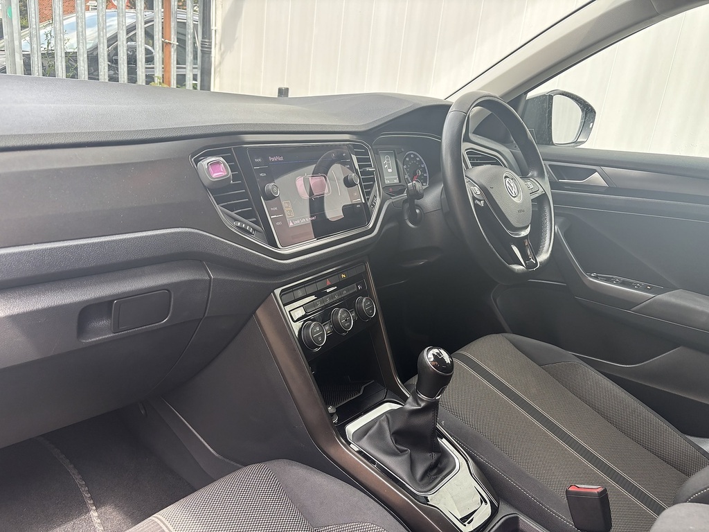 Volkswagen T-Roc 1.5 Tsi Evo Se Grey #19