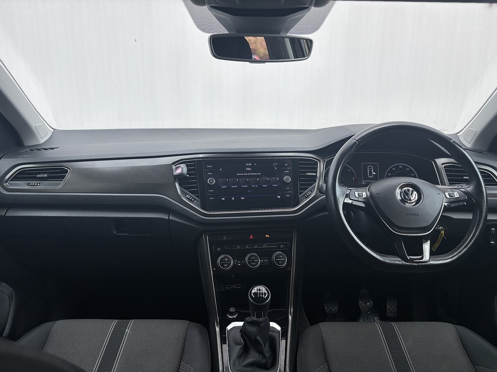 Volkswagen T-Roc 1.5 Tsi Evo Se Grey #16