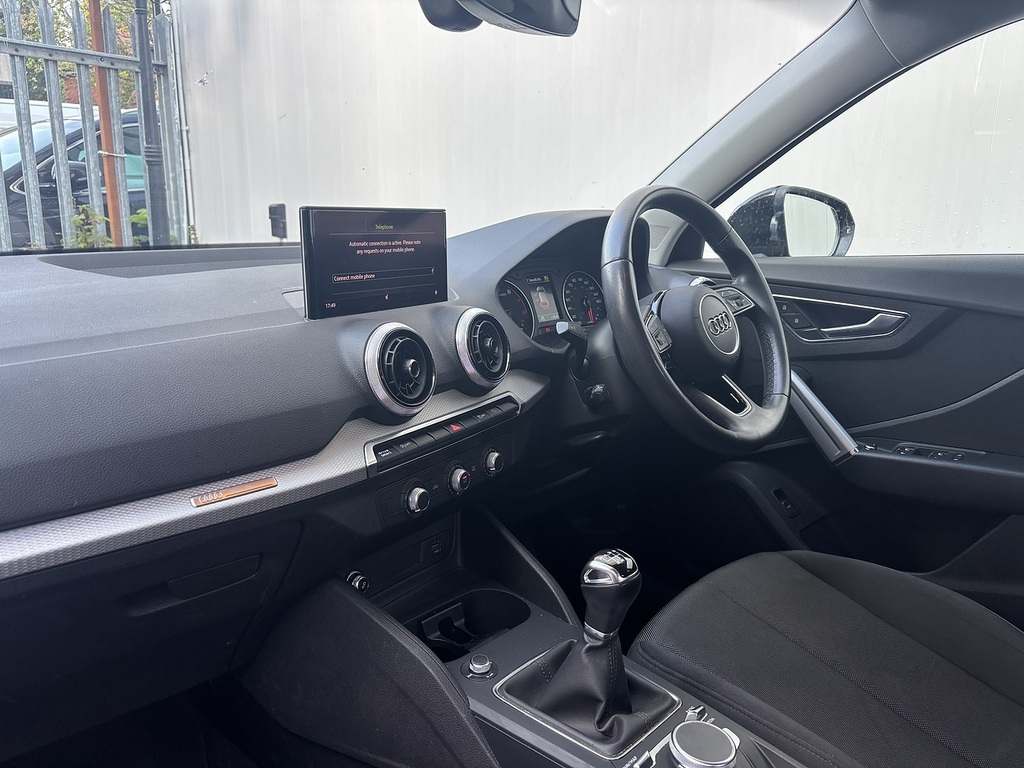 Audi Q2 1.5 Q2 Black Edition 35 Tfsi Suv Pet White #18