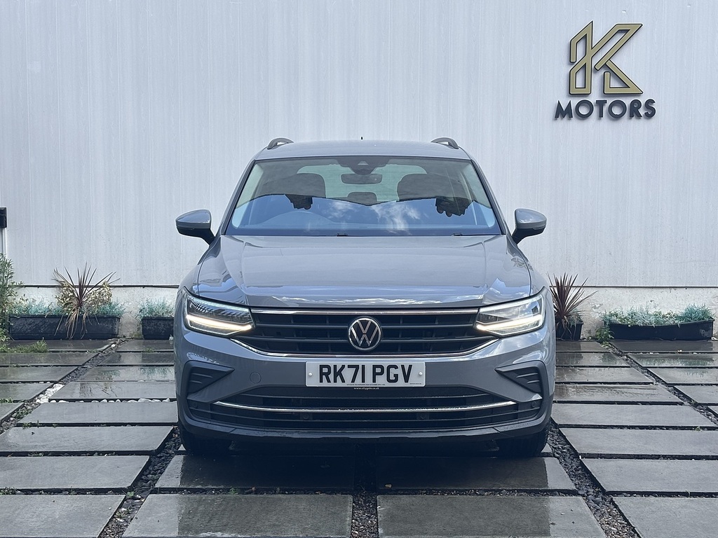 Volkswagen Tiguan R-line White #2