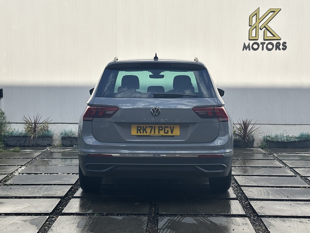 Volkswagen Tiguan R-line White #12