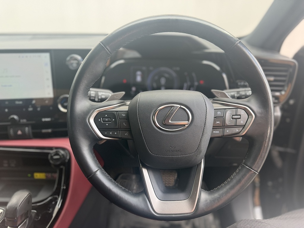 Lexus NX 350H 2.5 Takumi E-cvt Pan Roof #24