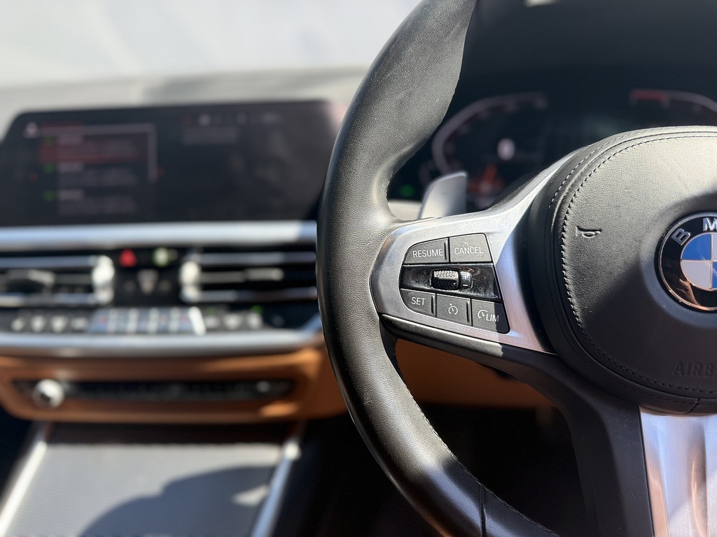 BMW 3 Series 320I M Sport Saloon Black #25