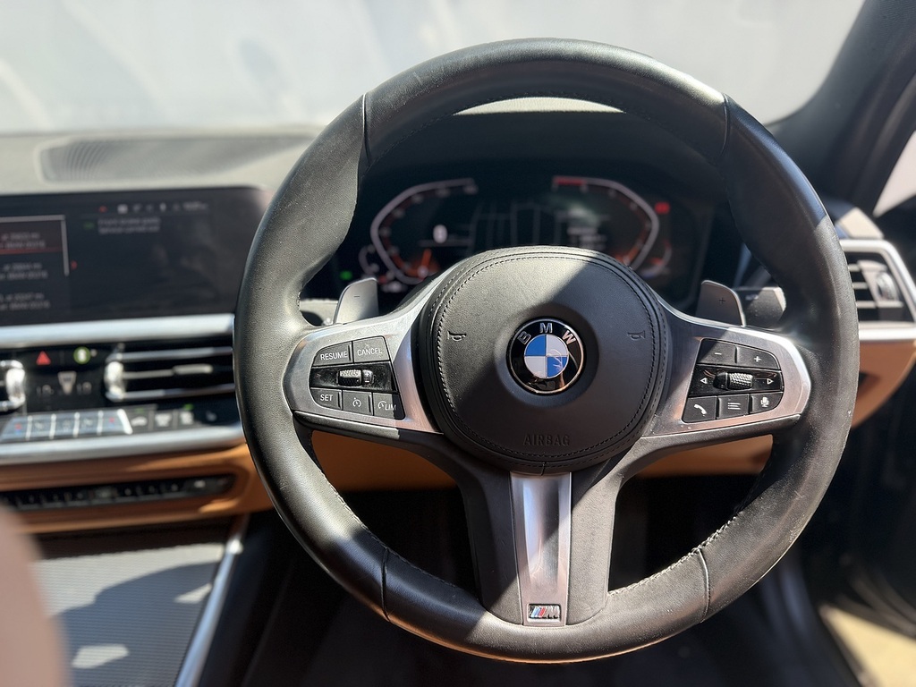 BMW 3 Series 320I M Sport Saloon Black #27