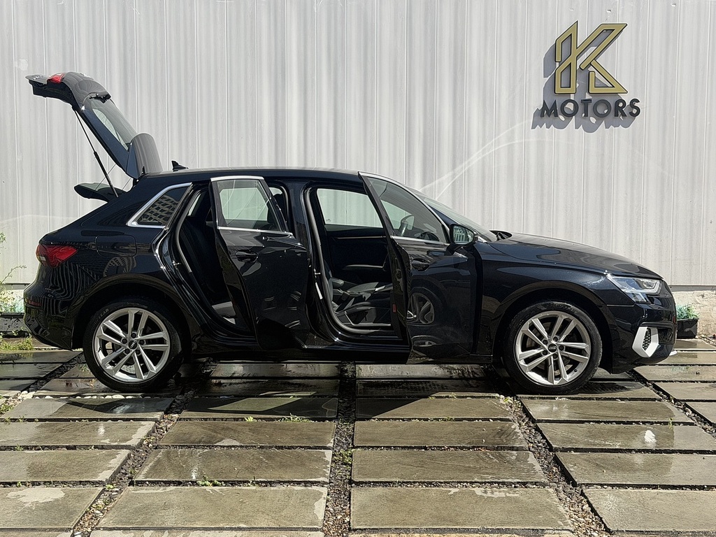 Audi A3 Tfsie Sport Black #4