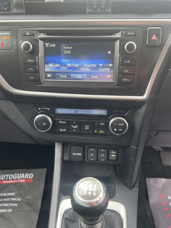 Toyota Auris 1.8 Vvt-i Icon Plus 98 Bhp Blue #16