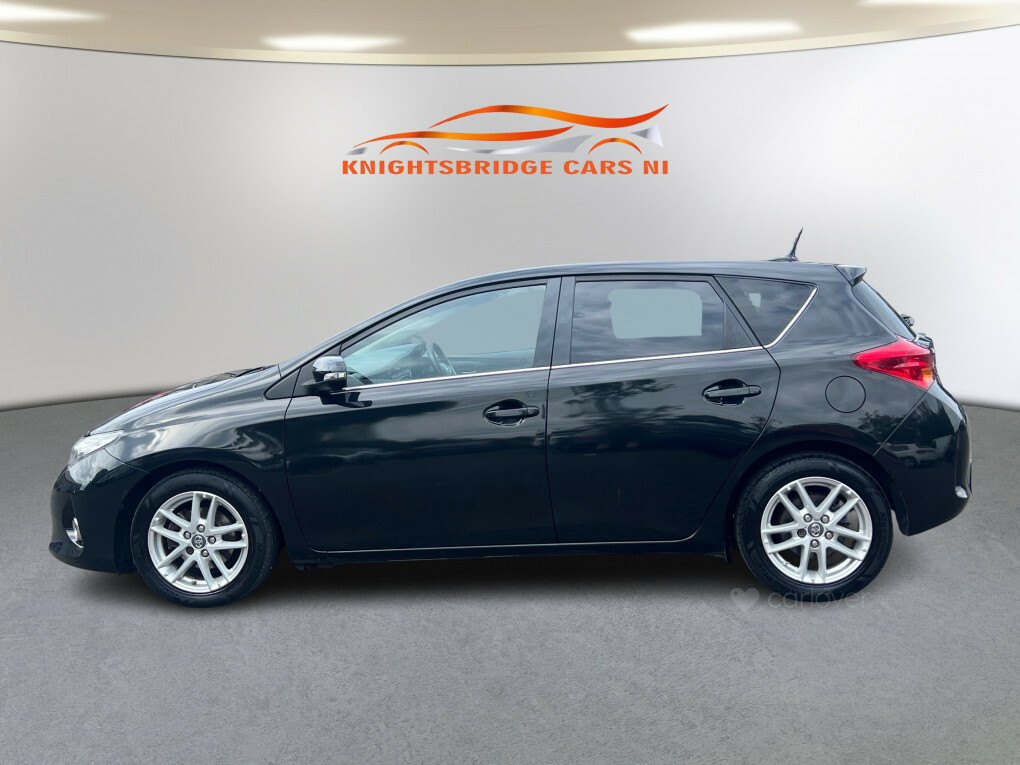 Toyota Auris Icon D-4d #4