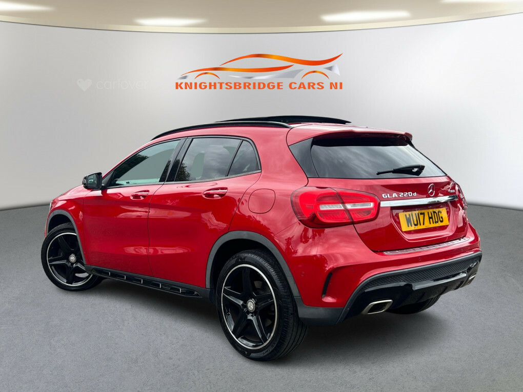 Mercedes-Benz GLA Class 220 D 4Matic Amg Line Premium #2