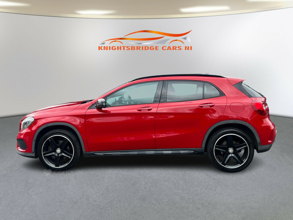 Mercedes-Benz GLA Class 220 D 4Matic Amg Line Premium #4