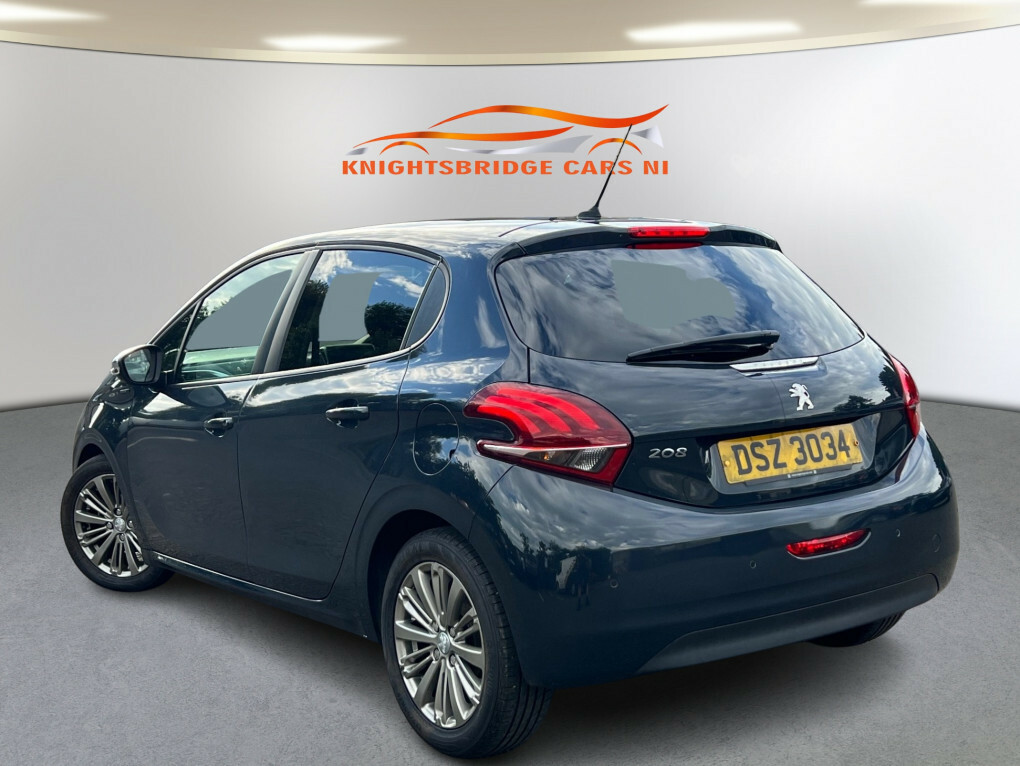 Peugeot 208 Signature Puretech Ss #2