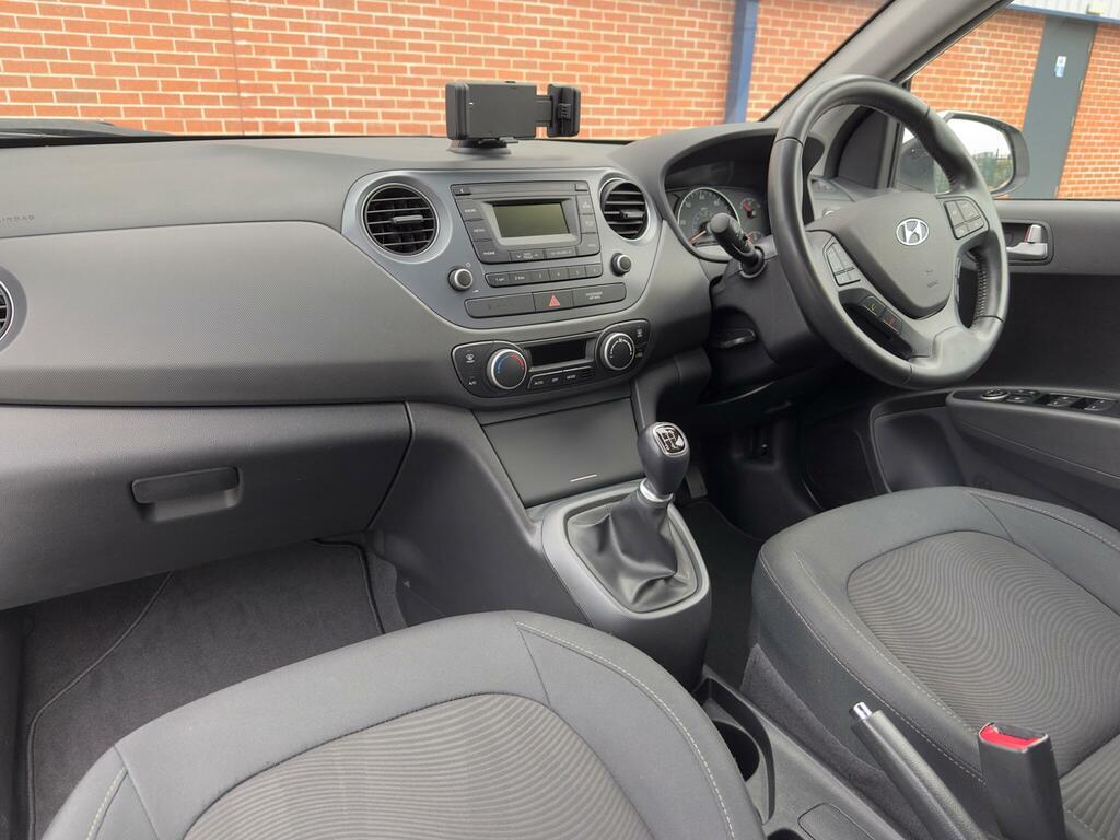 Hyundai I10 Premium #5
