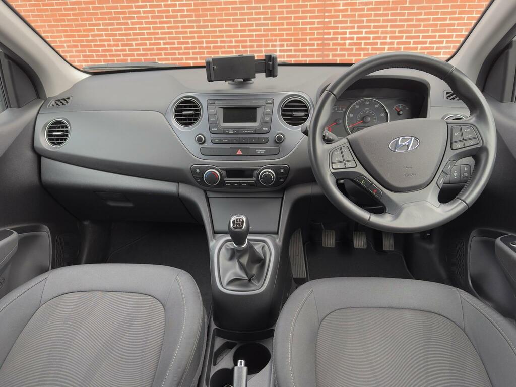 Hyundai I10 Premium #4