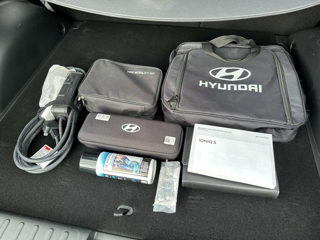 Hyundai Ioniq 5 168Kw Namsan Edition 77 Kwh White #17