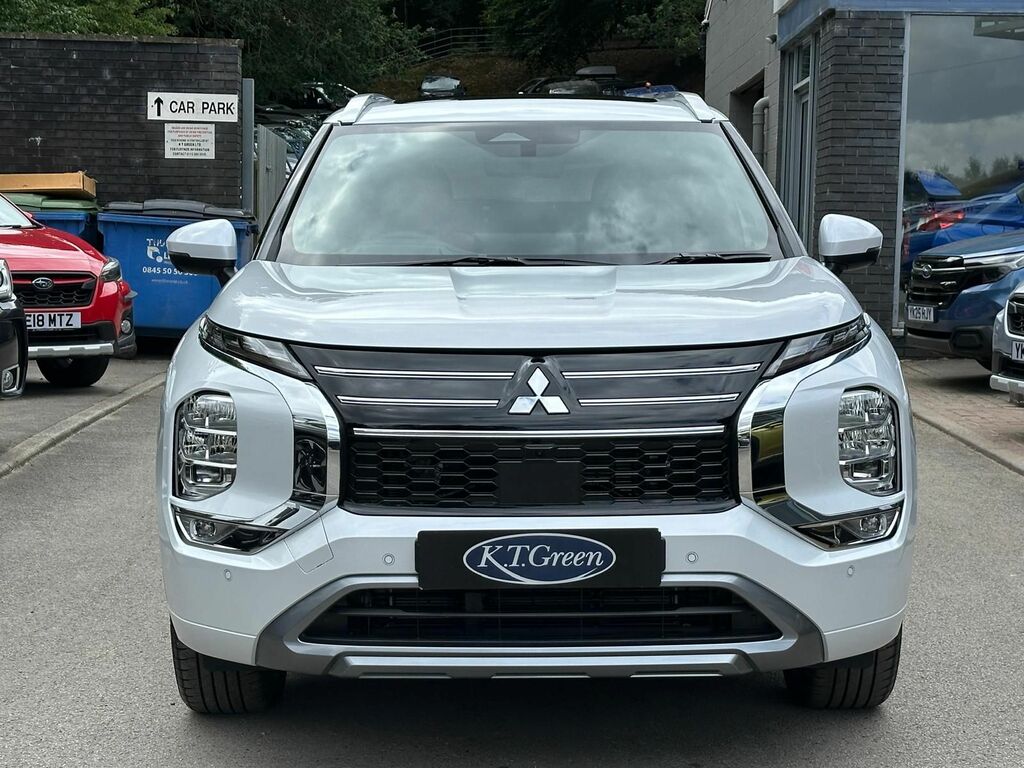 Mitsubishi Outlander 2.4L Diamond Phev 4Wd 300Ps  #4