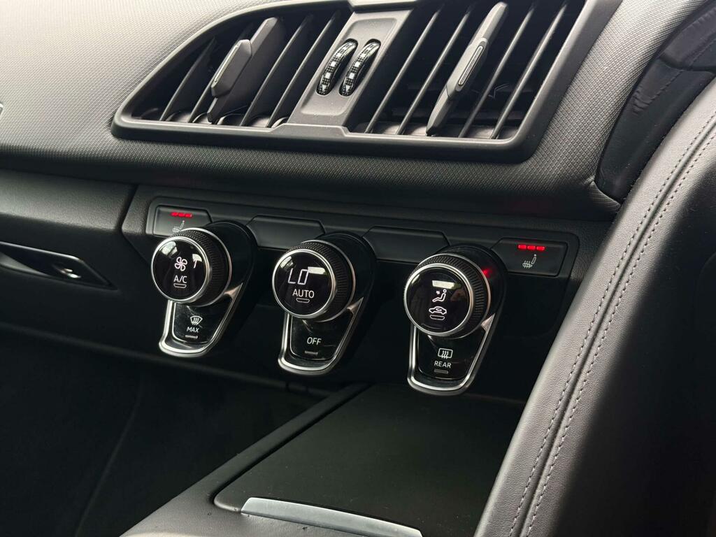 Audi R8 Coup V10 Plus 5.2 Fsi Quattro 610 Ps S Tronic White #43