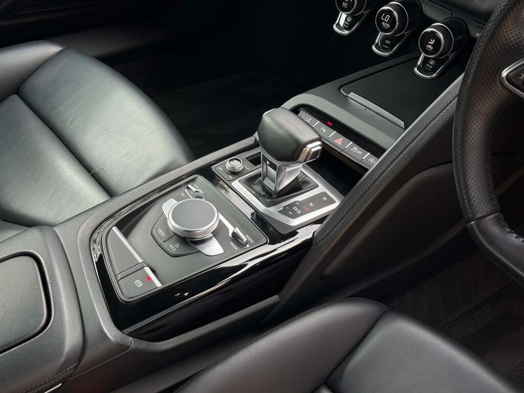 Audi R8 Coup V10 Plus 5.2 Fsi Quattro 610 Ps S Tronic White #44