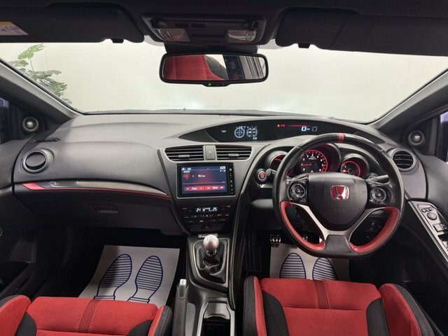Honda Civic 2.0 I-vtec Type R Hatchback Euro White #6