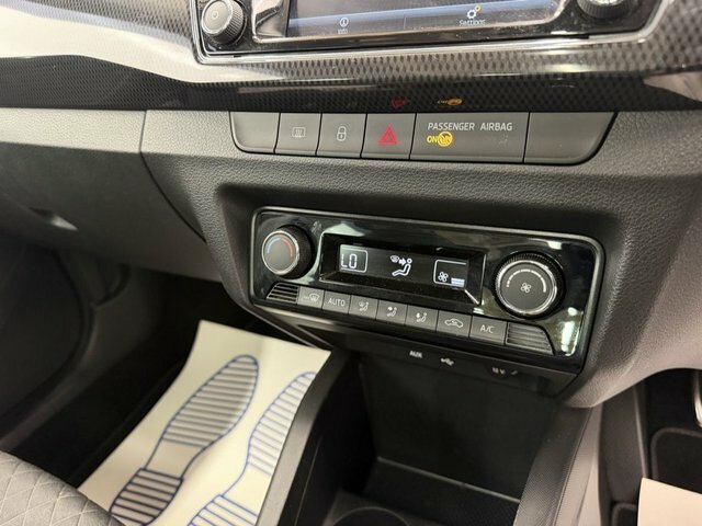 Skoda Fabia Estate 1.0 Tsi Se L Euro 6 Ss 201818 Blue #17