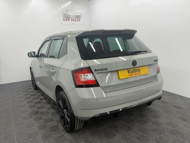 Skoda Fabia 1.0 Tsi Monte Carlo Hatchback Eu Grey #4
