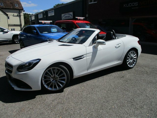 Mercedes-Benz SLC 2017 1.6 Slc180 Amg Line Convertible G- White #2