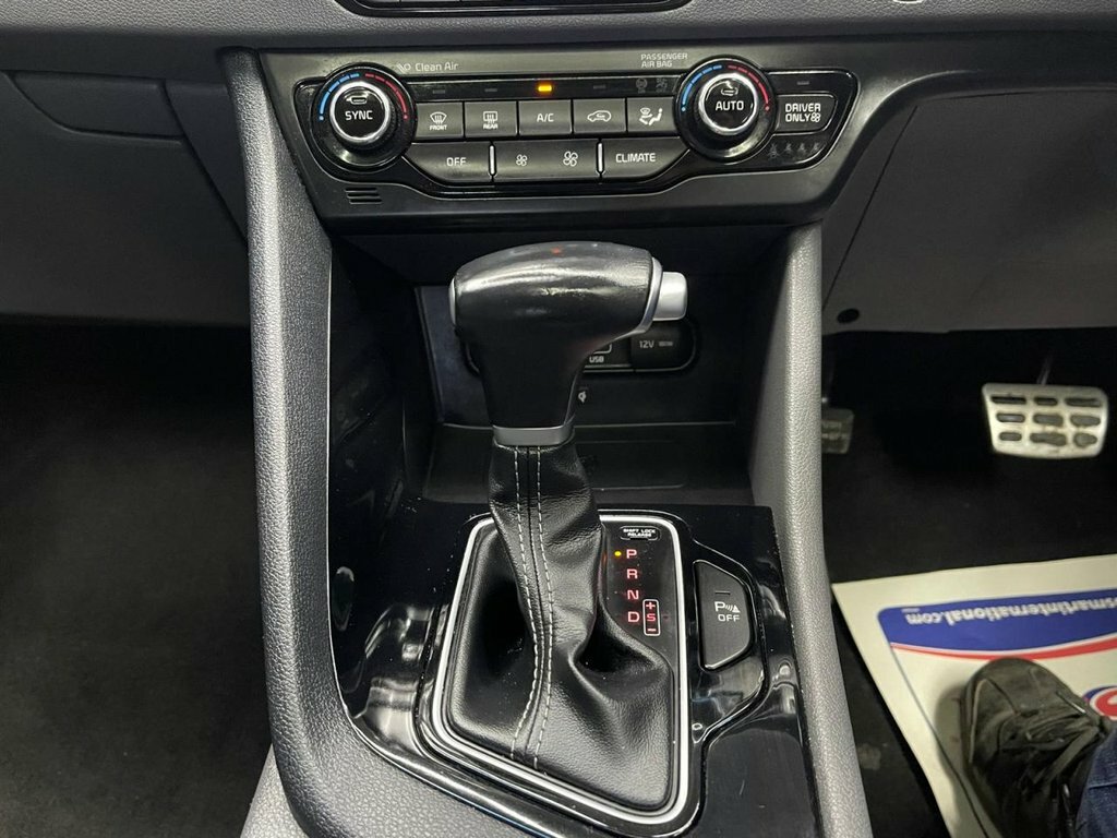 Kia Niro 1.6H Gdi First Edition Dct Euro 6 Ss Black #39