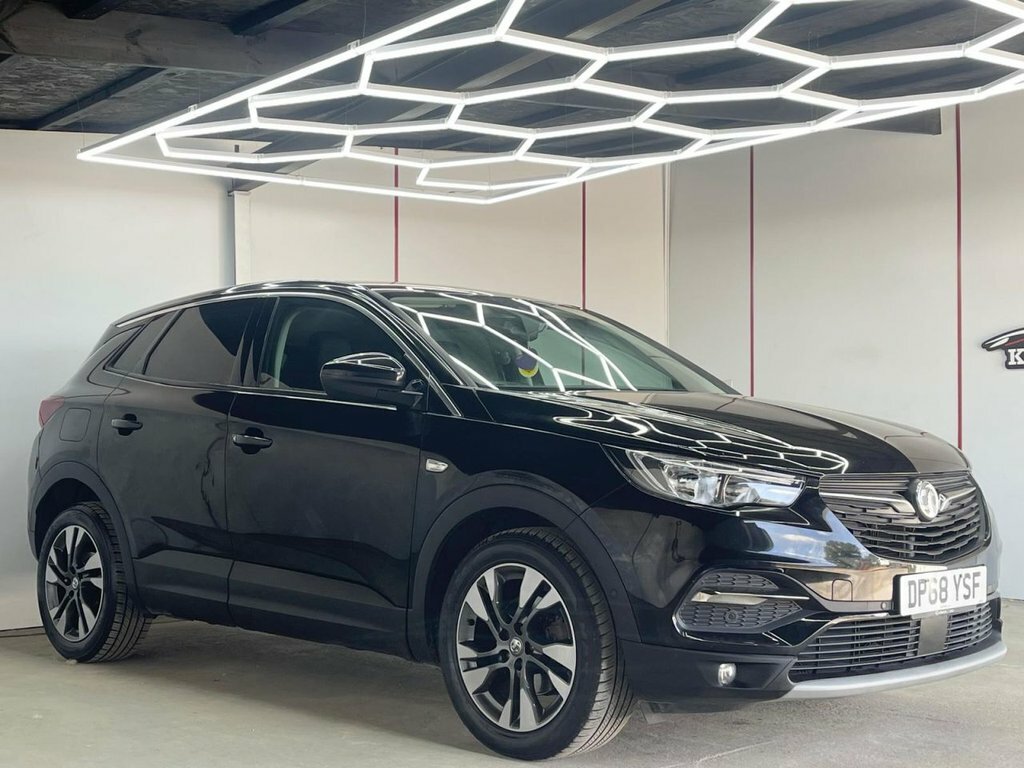 Vauxhall Grandland X 1.5L Sport Nav Black #2