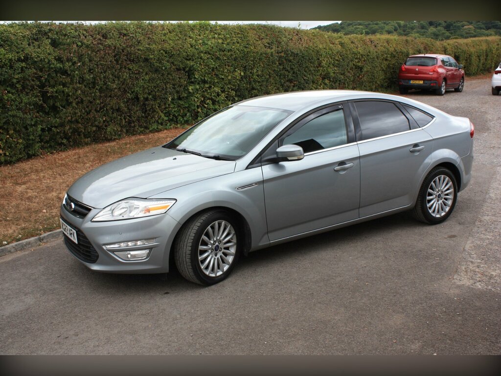 Ford Mondeo 2.0 Tdci Zetec Business Edition Hatchback Dies Silver