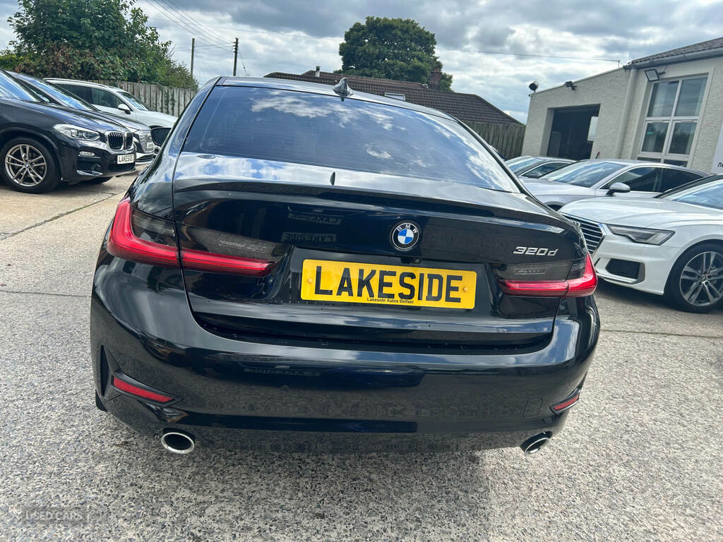 BMW 3 Series 320D Se Black #4