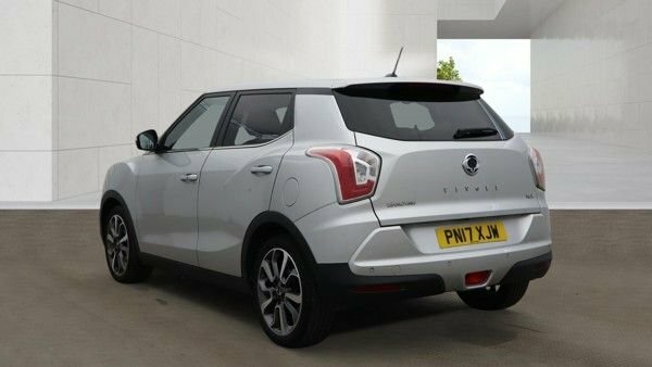 SsangYong Tivoli 1.6 E-xgi Elx Suv Euro 6 128 Ps Silver #3