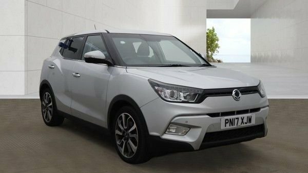 SsangYong Tivoli 1.6 E-xgi Elx Suv Euro 6 128 Ps Silver