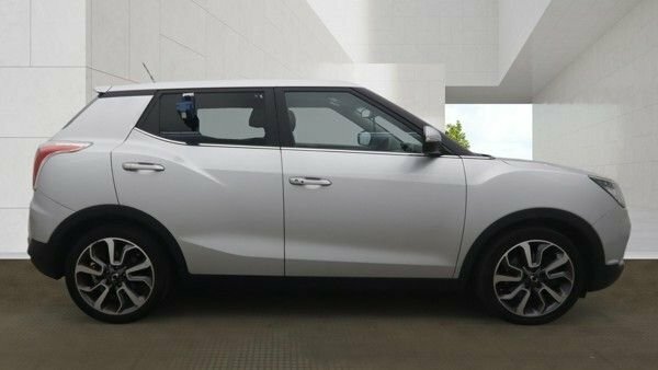 SsangYong Tivoli 1.6 E-xgi Elx Suv Euro 6 128 Ps Silver #5