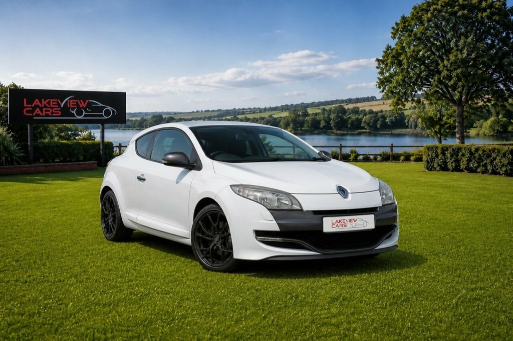 Renault Megane 2L Renaultsport White #3