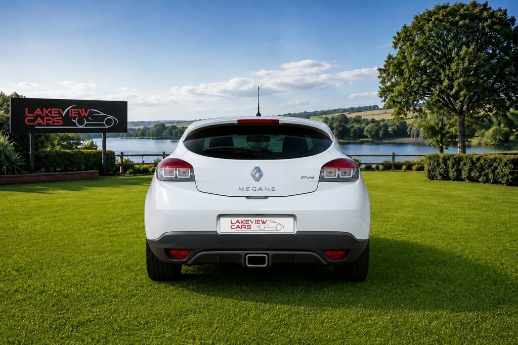 Renault Megane 2L Renaultsport White #6