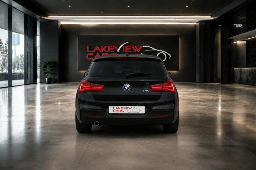 BMW 1 Series 1.5L M Sport Shadow Edition Black #6
