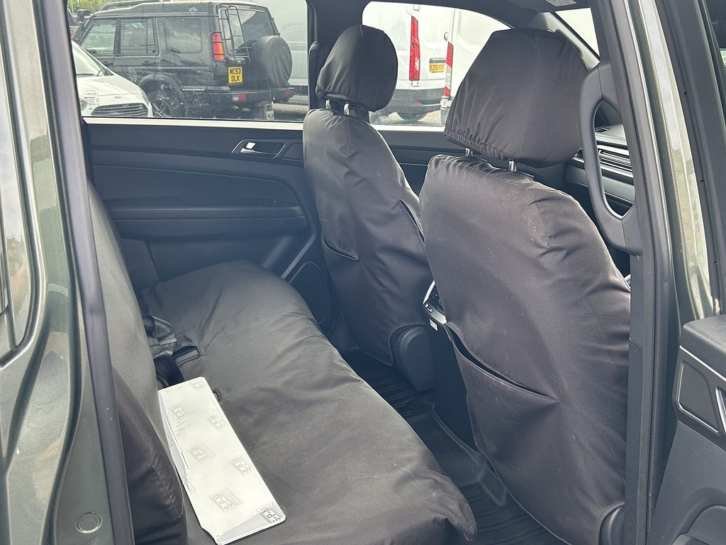 SsangYong Musso 2.2 Double Cab Pick Up Saracen White #8