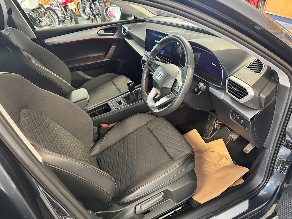 Seat Leon Seat Estate 1.5 Etsi 150 Fr Sport Dsg Grey #11