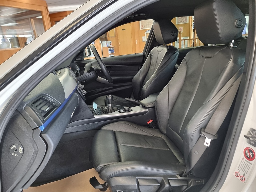 BMW 3 Series Saloon 2.0 316D Sport Euro 5 Ss 2013 Black #40