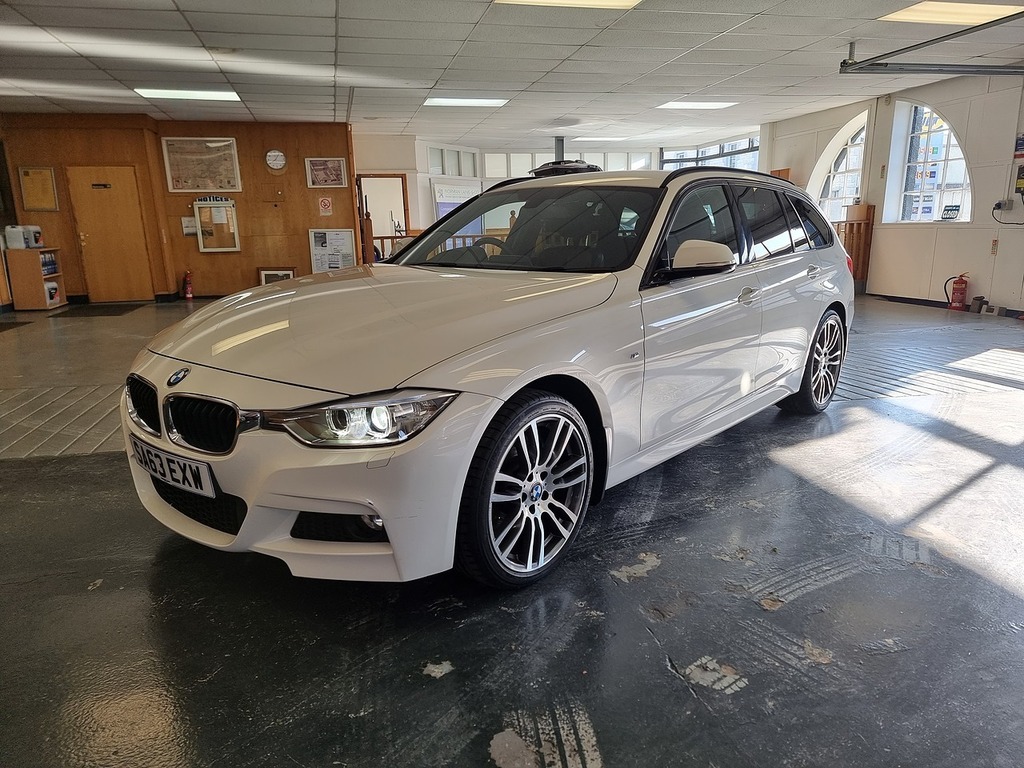 BMW 3 Series 2.0 320D M Sport Touring Xdrive White #3