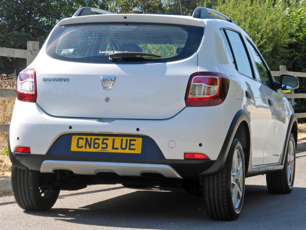 Dacia Sandero 0.9 Tce Laureate Prime Hatchback Orange #8