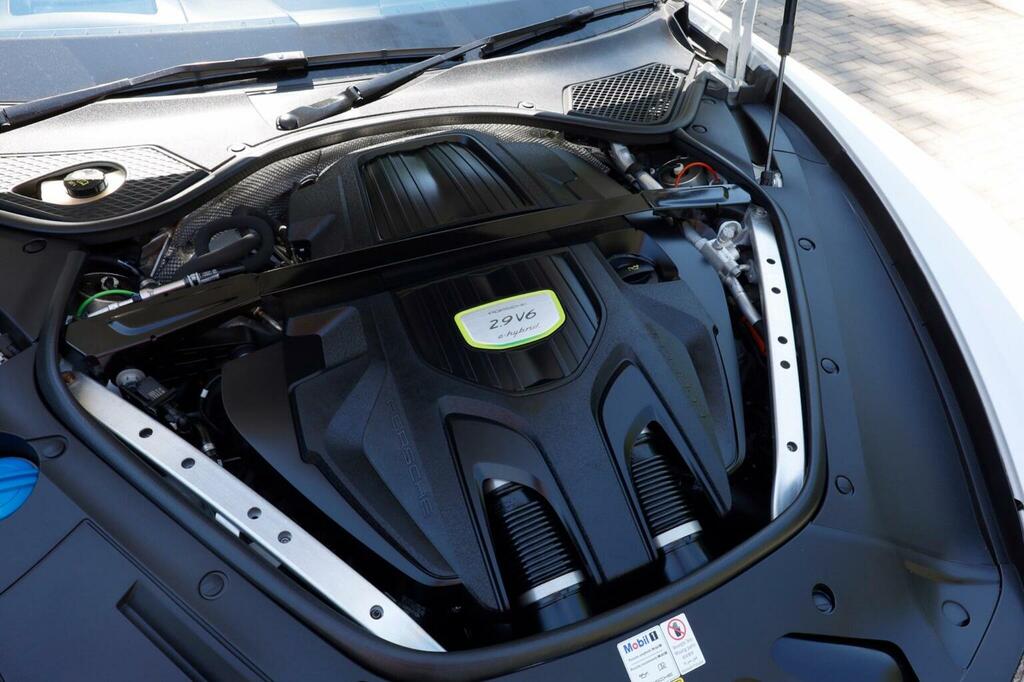 Porsche Panamera Gts Sport Turism Silver #10