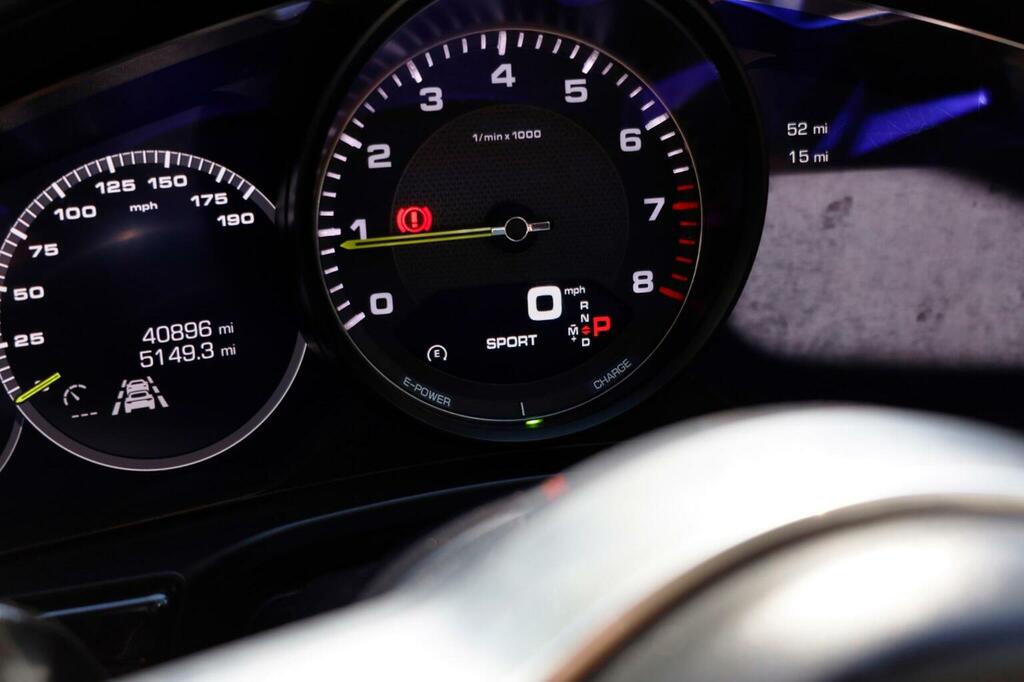 Porsche Panamera Gts Sport Turism Silver #59