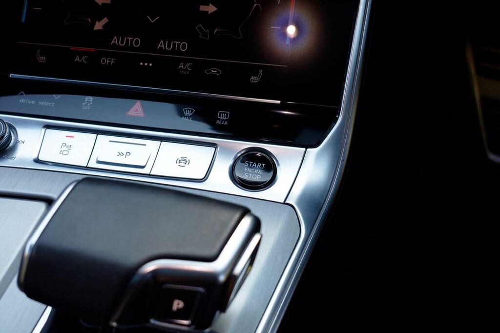 Audi A7 2.0 Tdi 40 S Line Sportback S Tronic Black #65