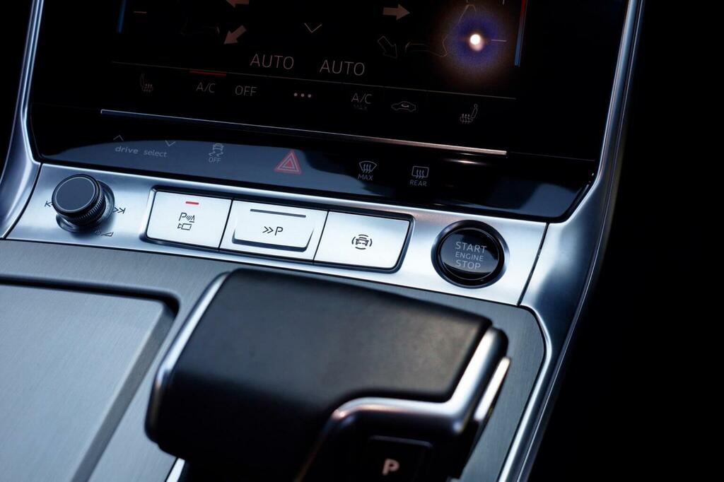 Audi A7 2.0 Tdi 40 S Line Sportback S Tronic Black #24